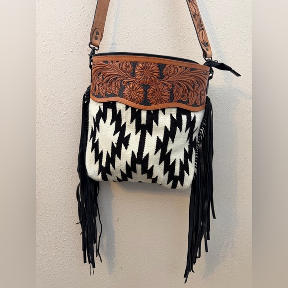 American Darling Handbags - American Darling | Crossbody Hand Tooled Saddle Blanket | Leather Western Purse